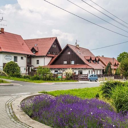 Hotel U Lip Trojanovice Frenštát pod Radhoštěm Eksteriør billede