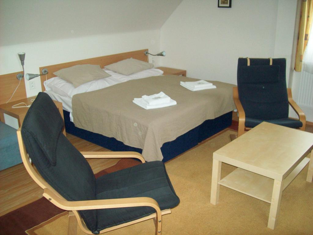 Hotel U Lip Trojanovice Frenštát pod Radhoštěm Værelse billede